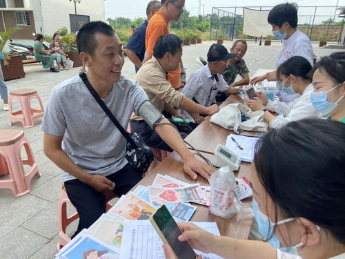 樊口社區組織開展心理健康咨詢與義診活動，拓展居民心理服務